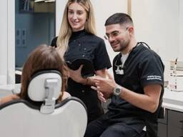 Premium Dental Implants &amp; Porcelain Veneers in Athens