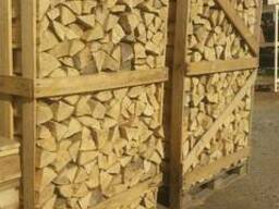 дрова We sell firewood of natural moisture and dry.